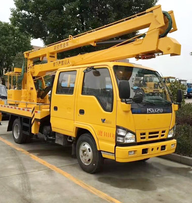 高空作業車
